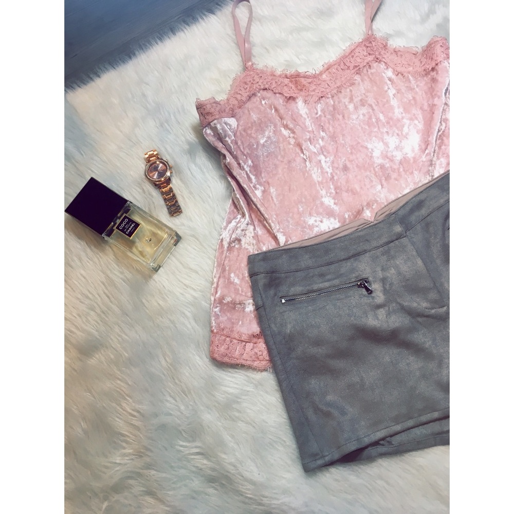 SUEDE SHORTS - Picture 2 of 5